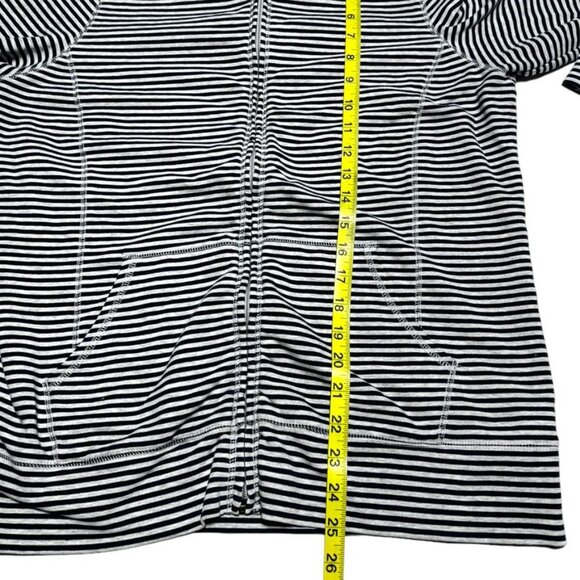 L.L. Bean Ultrasoft Sweats Jacket Stripe Size Medium Gray/Blue - Picture 4 of 6